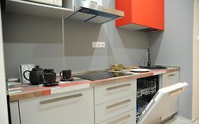 Budapesteasyflat Oktogon Lux